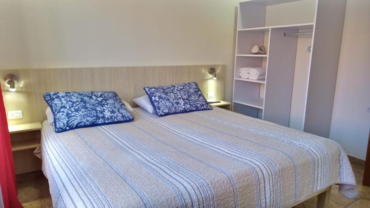 Rooi Santo Residence Palm Beach Bagian luar foto