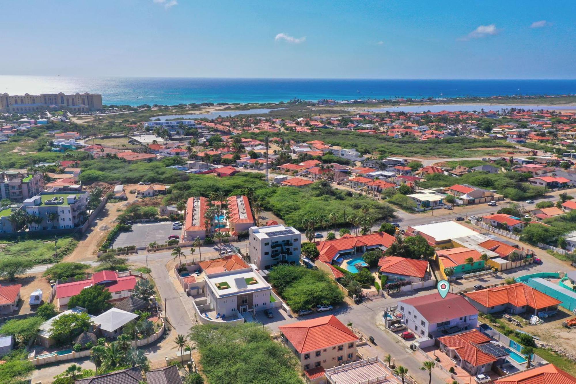 Rooi Santo Residence Palm Beach Bagian luar foto