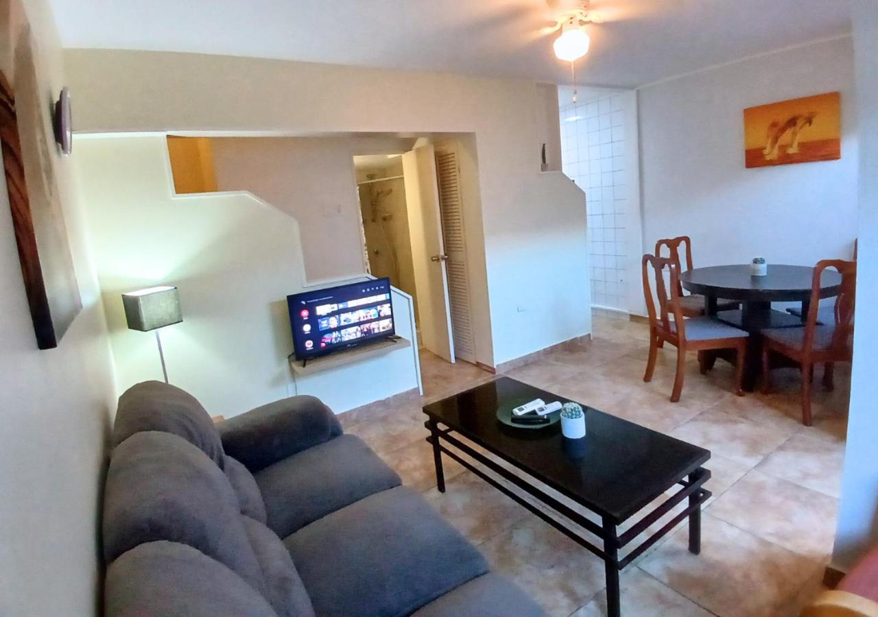 Rooi Santo Residence Palm Beach Bagian luar foto