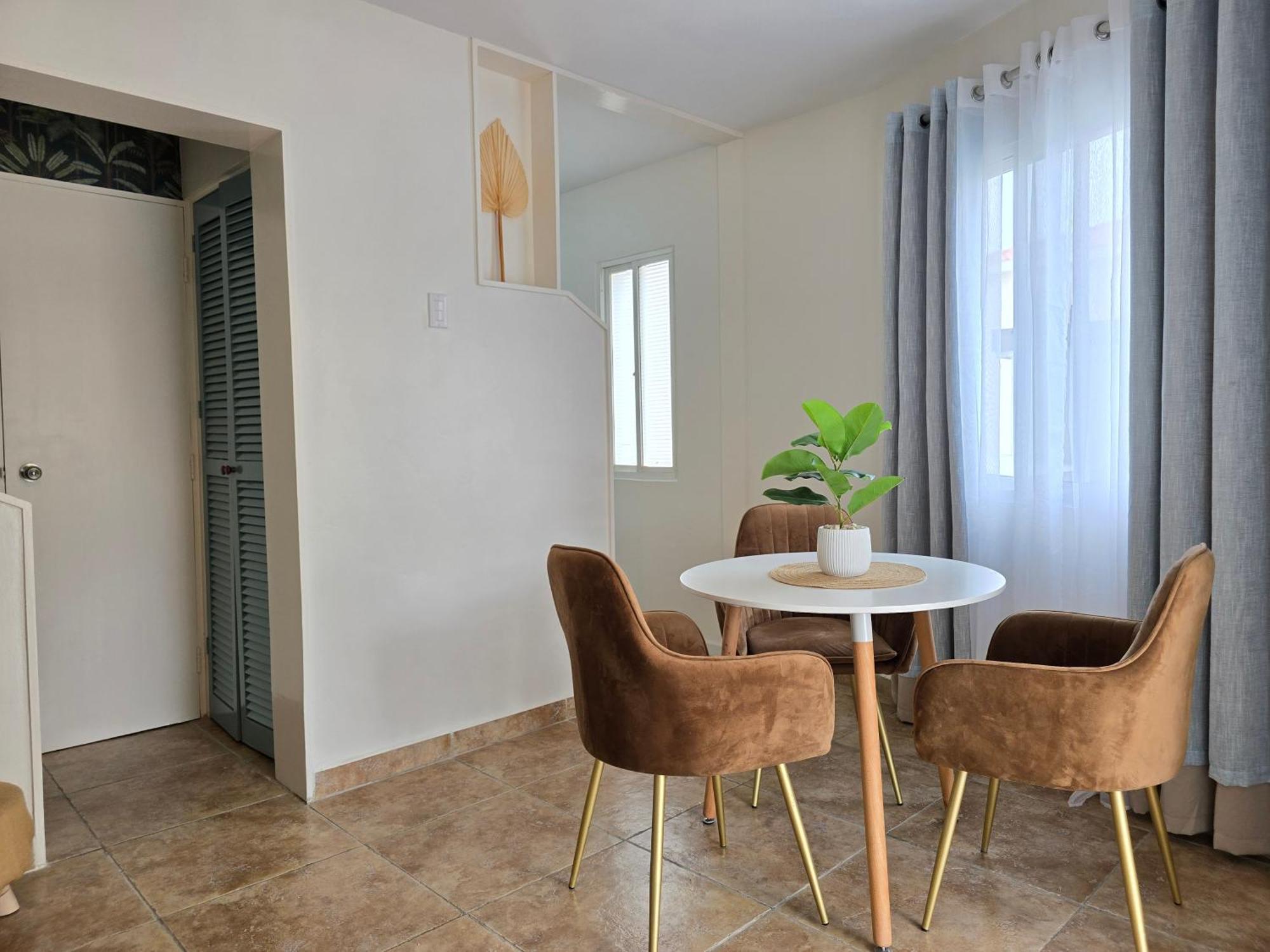 Rooi Santo Residence Palm Beach Bagian luar foto